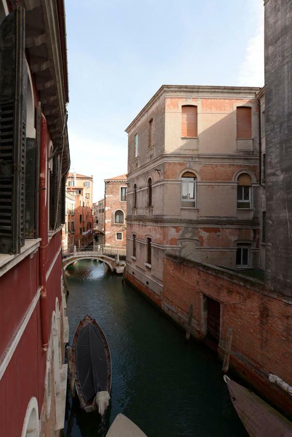 Appartement Sunny Canal A/C Wifi à Venise Extérieur photo